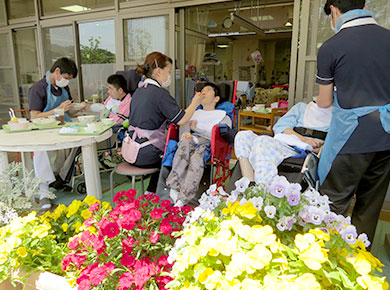 お花見の会の写真3